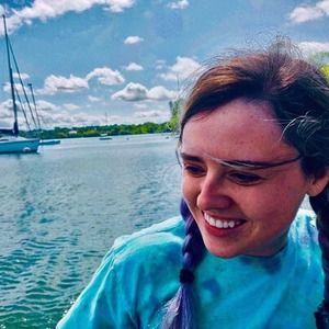 Meet your Posher, Joanie